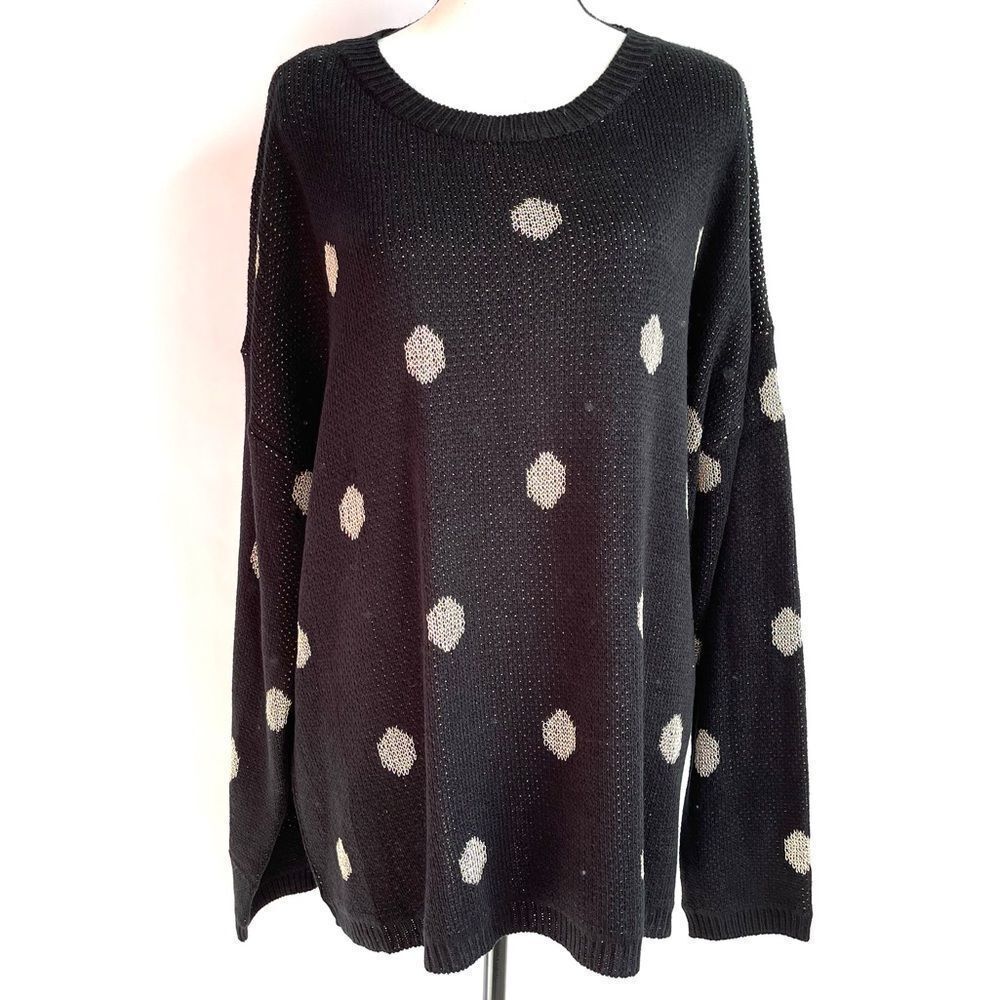 NWOT Andree by Unit Black/Gold Sweaters